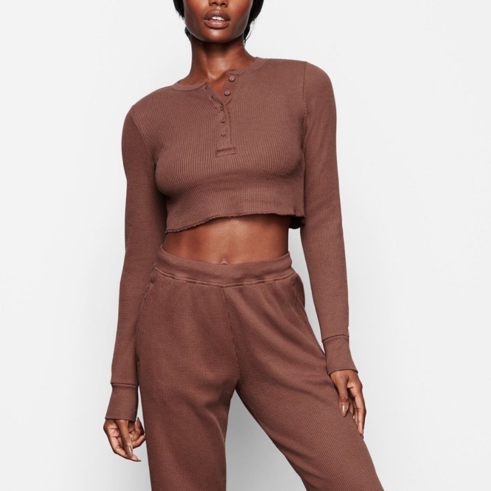 SKIMS Waffle Henley Cropped Top Garnet Women’s Large